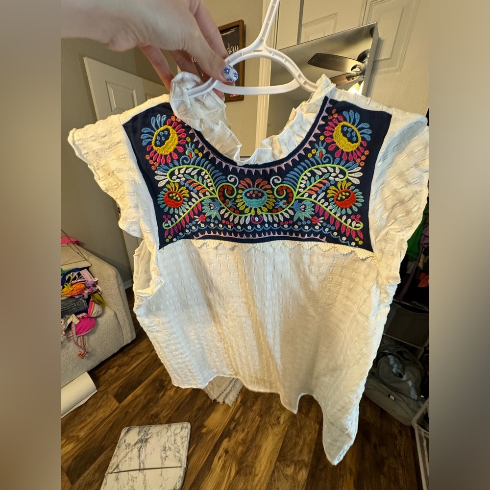 women’s size small blouse